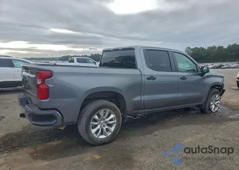 2021 Chevrolet Silverado C1500 Custom z USA, uszkodzony, nr VIN 1GCPWBEK7MZ222717